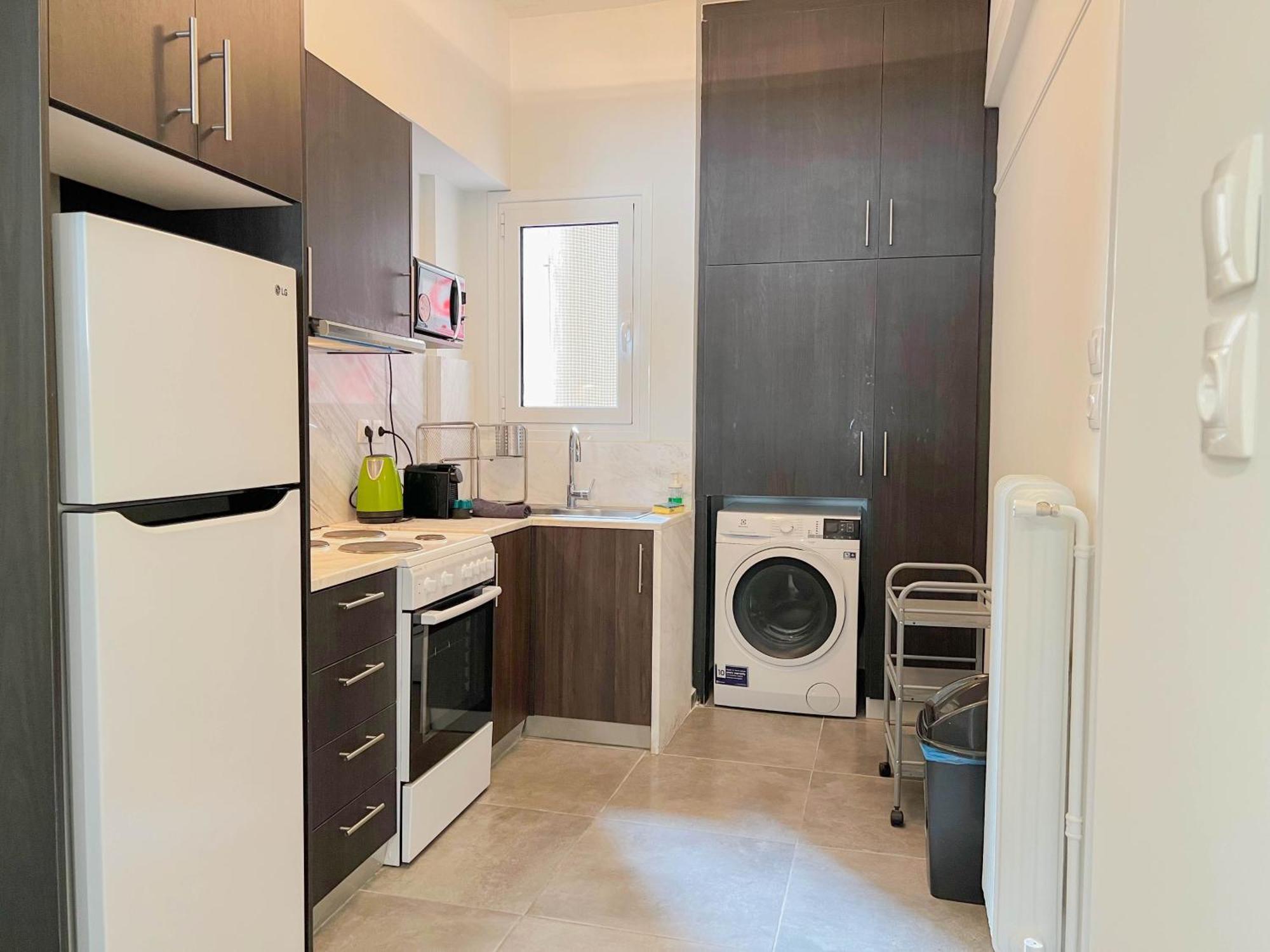 Family Two Bedroom Apartment Benaki Atenas Exterior foto